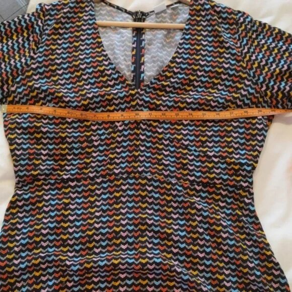 GAP Patterned Mini Dress Size 12 - Picture 9 of 10